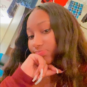 Meet your Posher, Jazmine